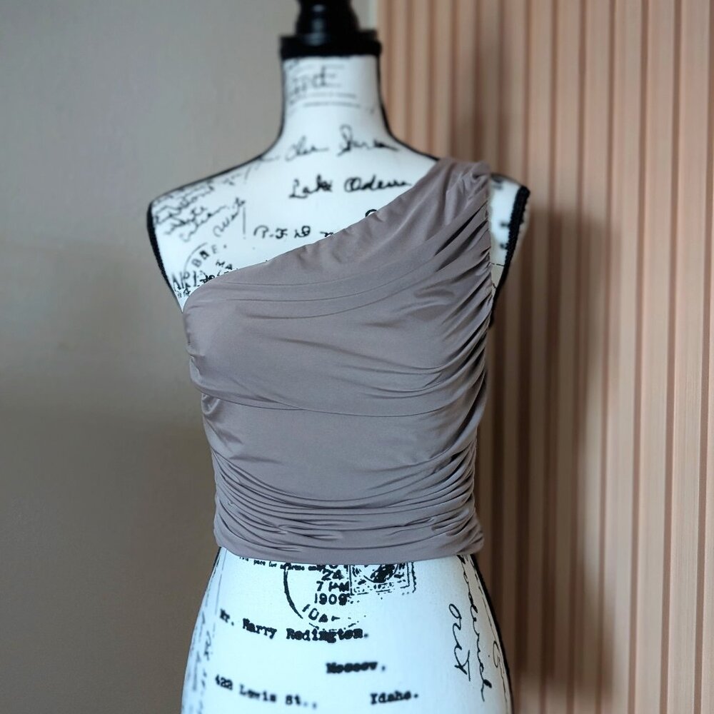 Express Taupe One-Shoulder Ruched Body Contour Top – Size M